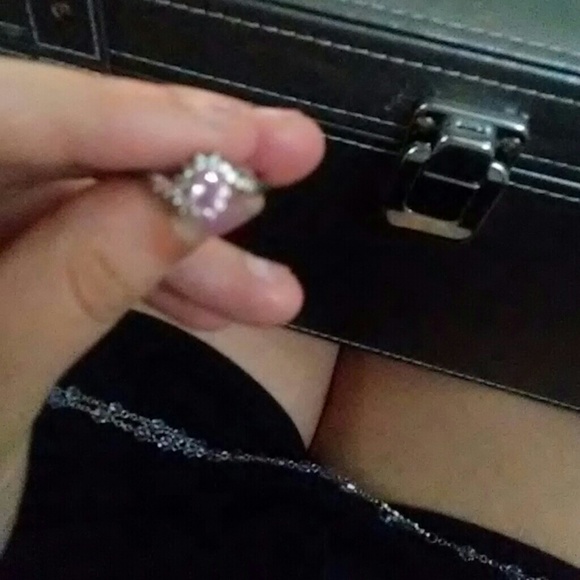 Ring - Picture 2 of 2